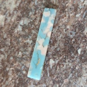 Free with Purchase - Acrylic Air Clip